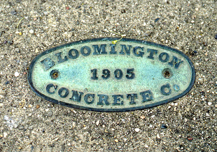 bloomington-concrete-co-marker-1905.jpg